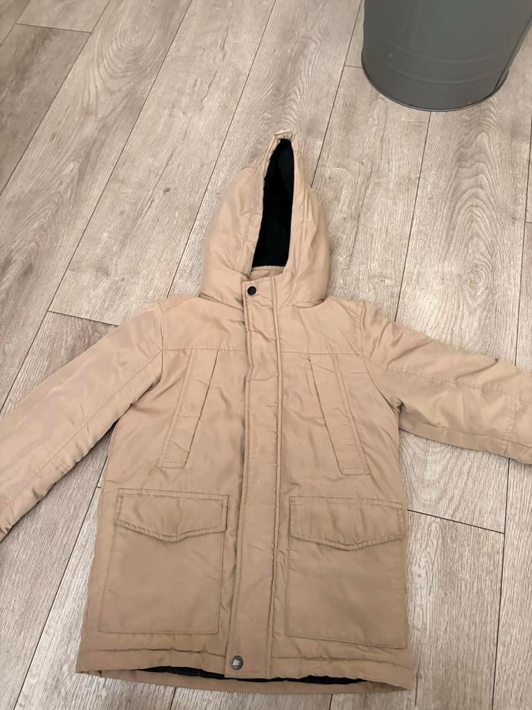 Primark winterjas maat 134, Kinderen en Baby's, Kinderkleding | Maat 140, Ophalen of Verzenden, Gebruikt, Jongen of Meisje, Jas