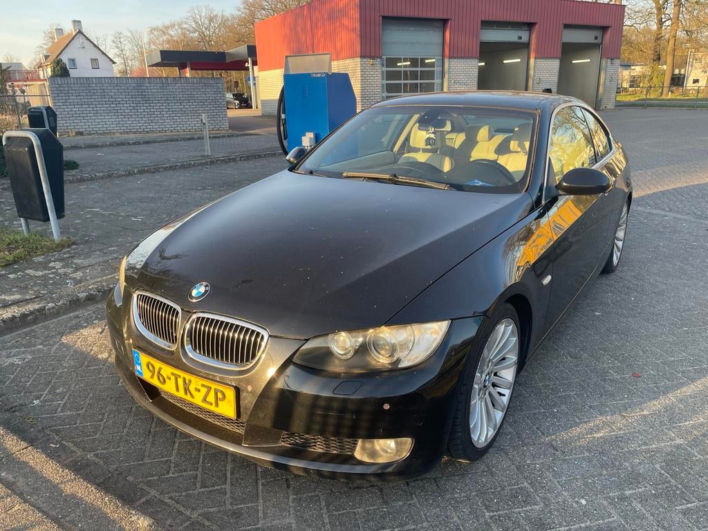 BMW 3-Serie 2.5 I 325i Coupe AUT 2006 Zwart, Automaat, 745 kg, Achterwielaandrijving, 2497 cc