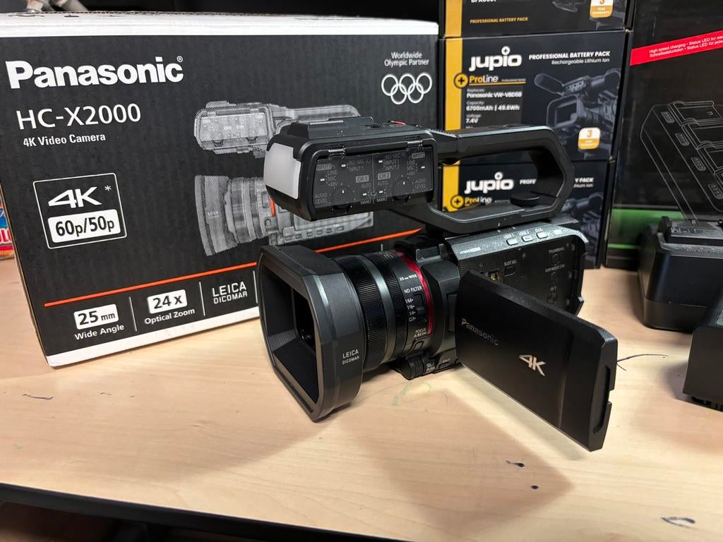 Panasonic HC X2000E, Panasonic, 20x of meer, Ophalen of Verzenden, Zo goed als nieuw