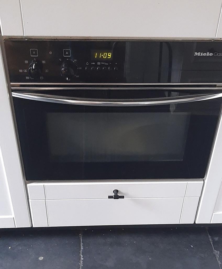 Miele Classic inbouw
Combi oven en magnetron, Witgoed en Apparatuur, Ophalen, Gebruikt, 45 tot 60 cm