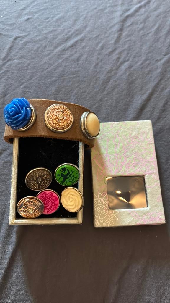 Noosa armband met chunks, Ophalen of Verzenden, Zo goed als nieuw, Leer