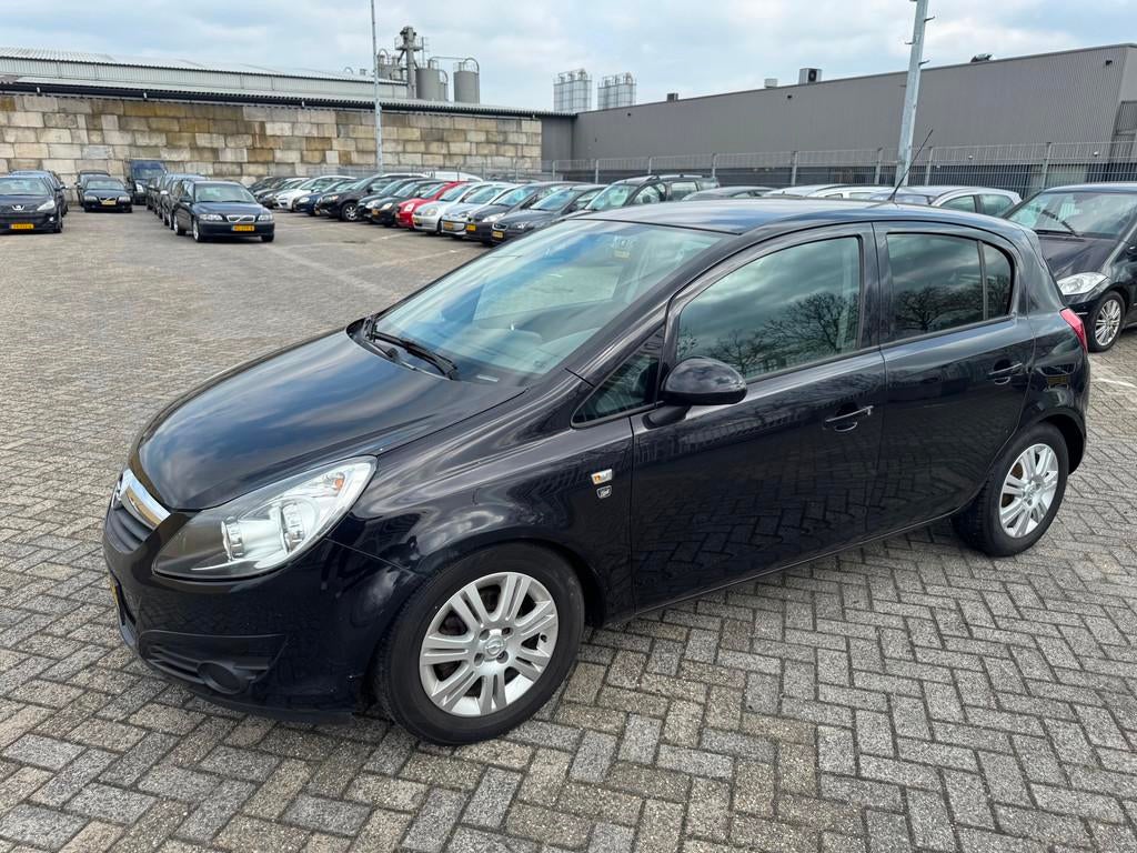 Opel Corsa 1.4-16V Airco, EXPORT, Voorwielaandrijving, Euro 5, 1063 kg, Gebruikt