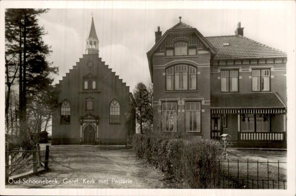 Oud-Schoonebeek - Kerk - Pastorie, Ophalen of Verzenden, 1920 tot 1940, Ongelopen, Drenthe