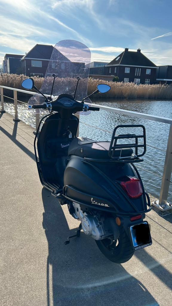 Vespa Sprint 2020 Notte (Matzwart) 2de eigenaar, Ophalen, Gebruikt, Benzine, 50 cc