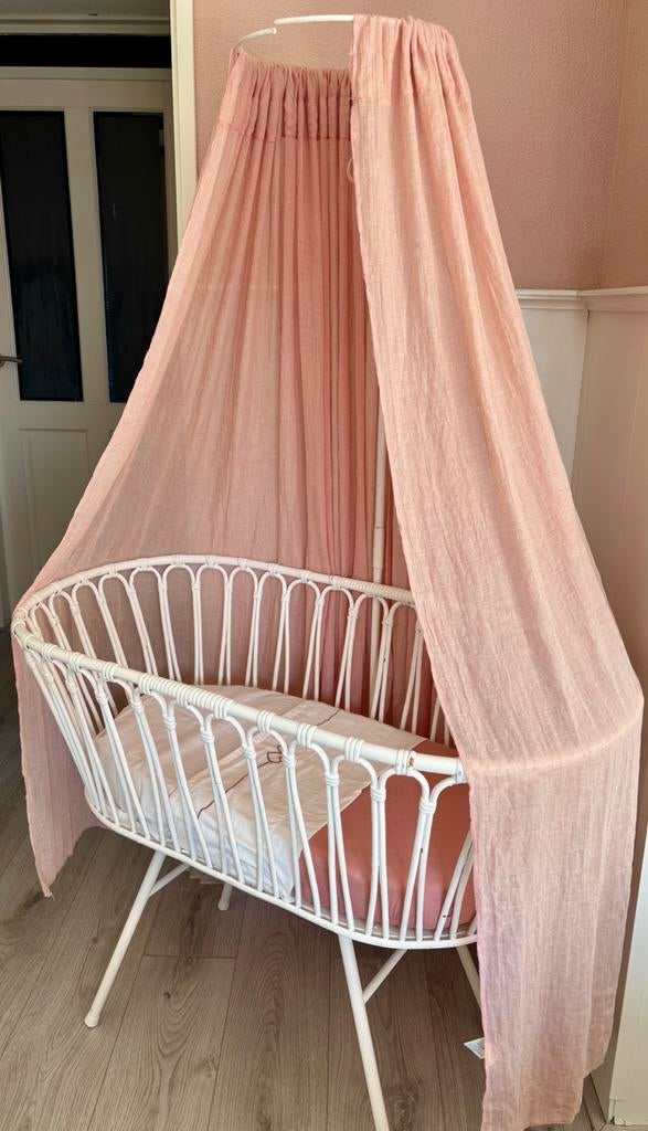 Met liefde gebruikte vintage wieg rotanlook-compleet pakket, Ophalen, Zo goed als nieuw, Wieg