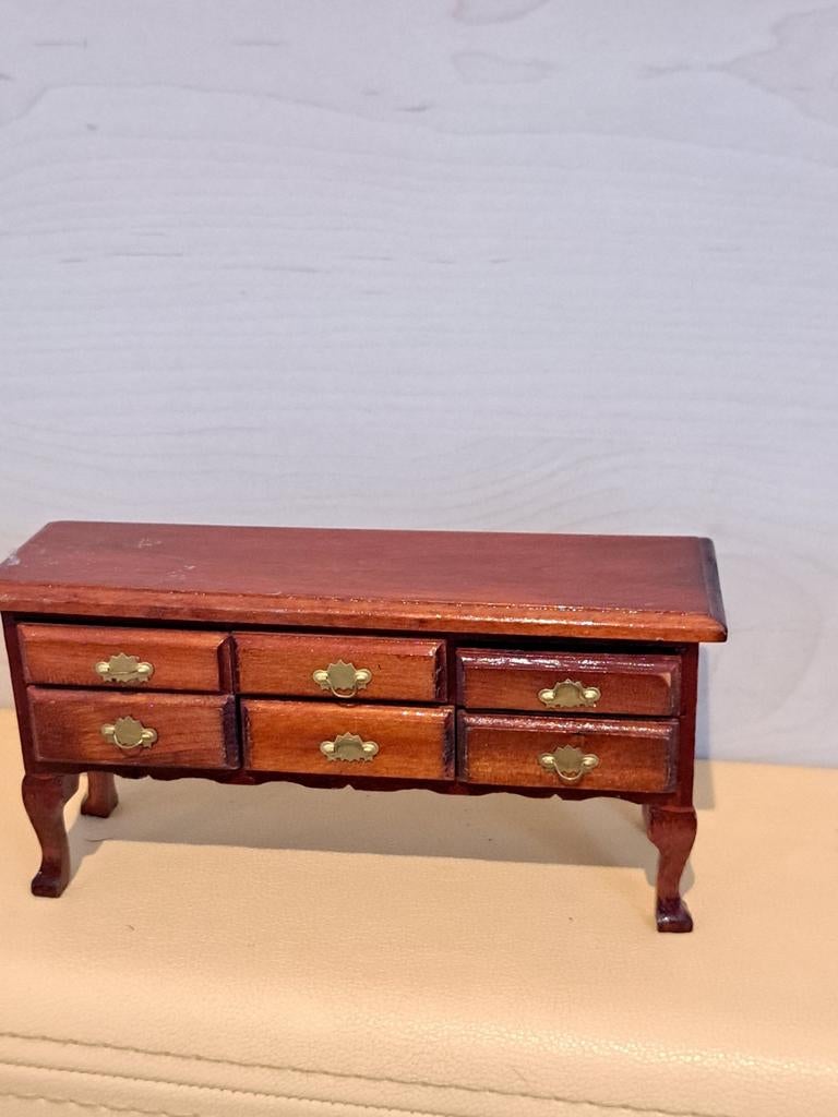 Poppenhuis  bureau met 6 lades, Verzamelen, Poppenhuizen en Toebehoren, Poppenhuis, Gebruikt, Kast, Verzenden