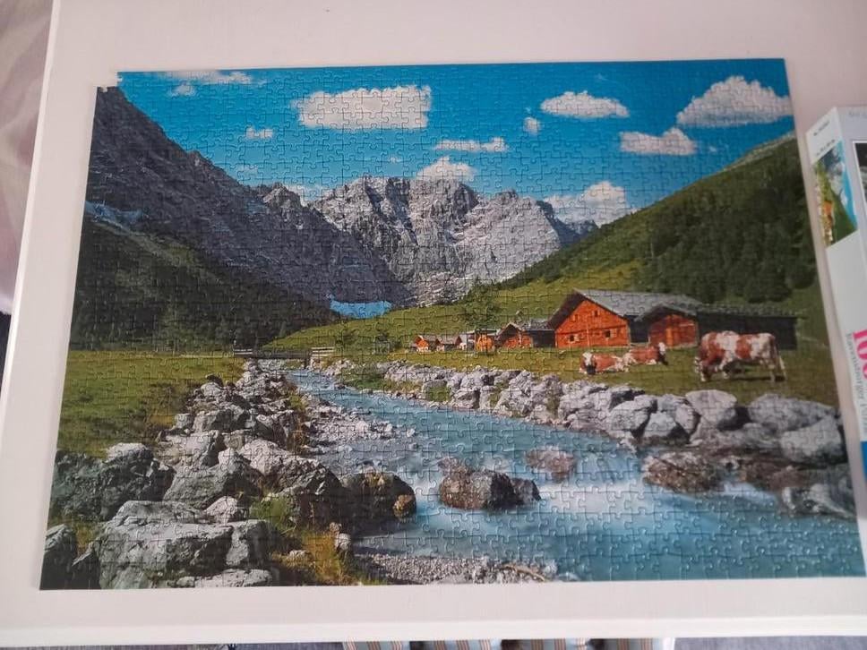 Mooie Ravensburger puzzel: berg en rivier landschap 1000 st., Ophalen, 500 t/m 1500 stukjes, Zo goed als nieuw
