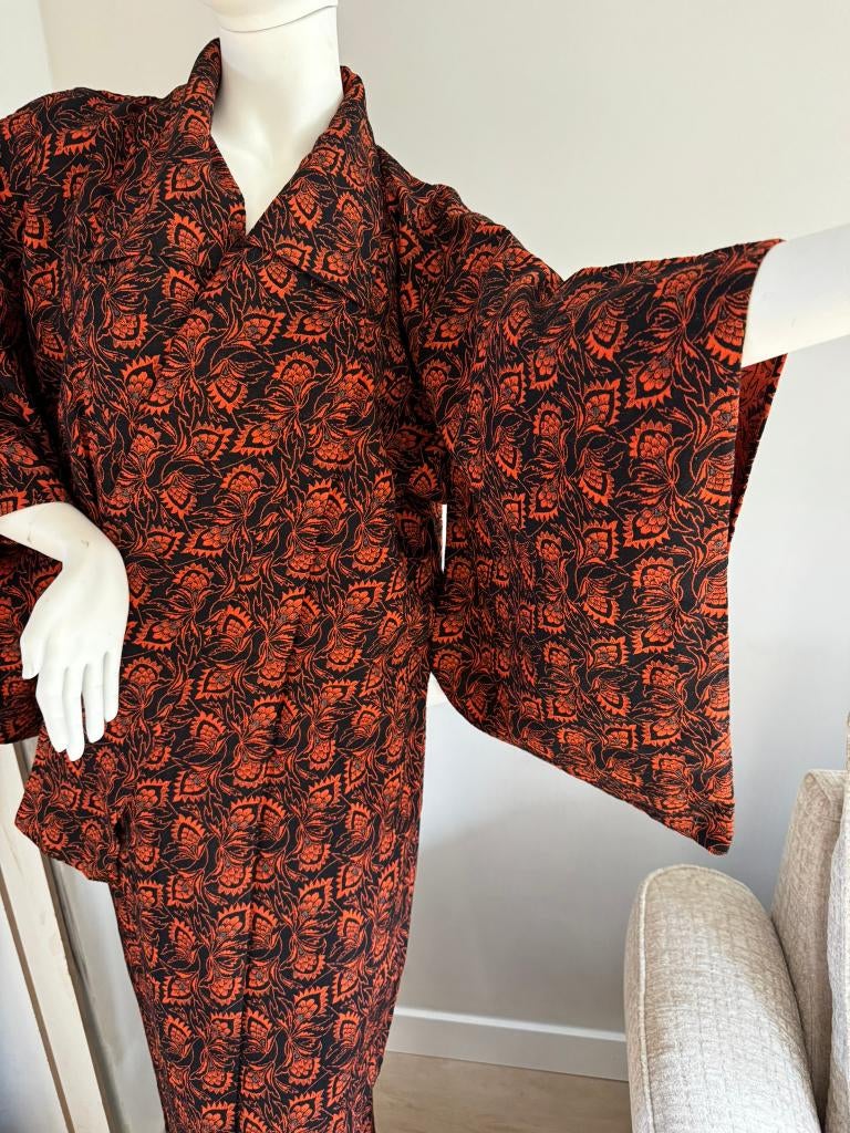 Zwarte, oranje dikke kimono met vintage print, Ophalen of Verzenden, Dames
