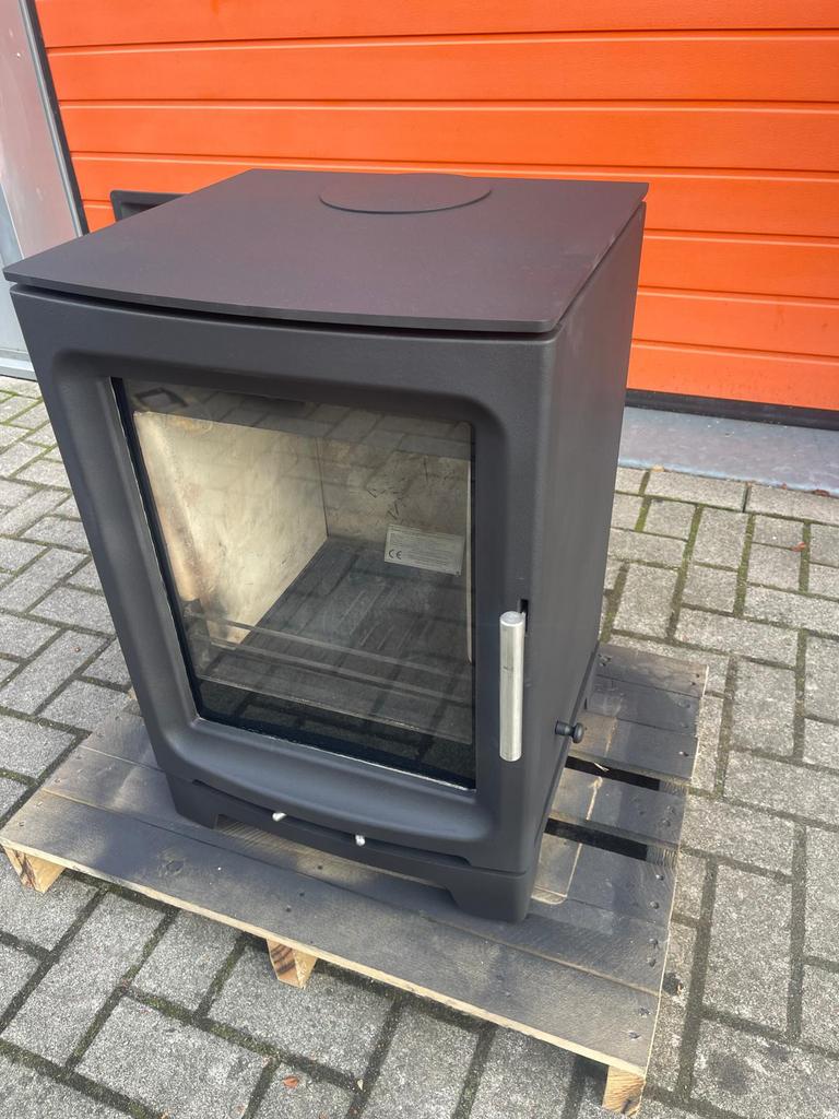 Demo Charlton en Jenrick (Pure vision Countryman) houtkachel, Houtkachel, Ophalen of Verzenden, Zo goed als nieuw, Vrijstaand