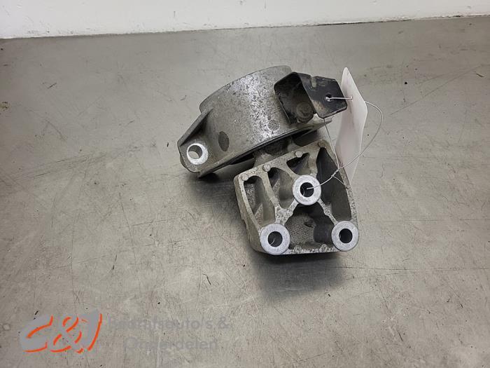 Motorsteun van een Fiat Doblo, Gebruikt, -, -, Ophalen of Verzenden