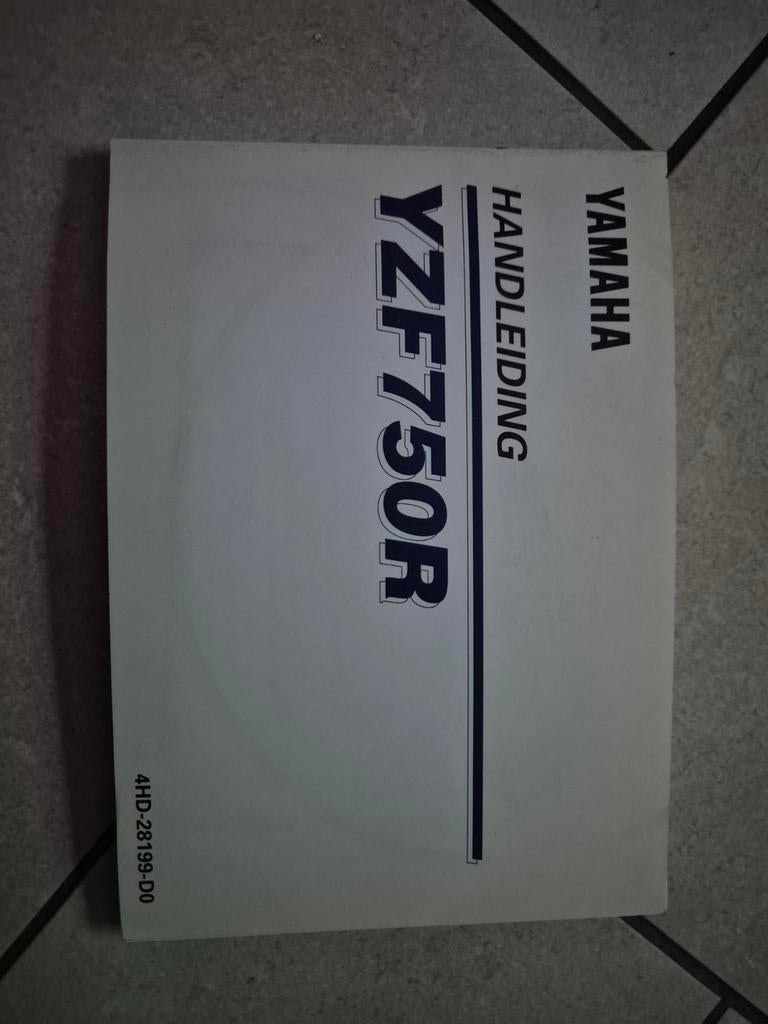 Yamaha YZF750R Handleiding - Zo Goed Als Nieuw!, Ophalen of Verzenden