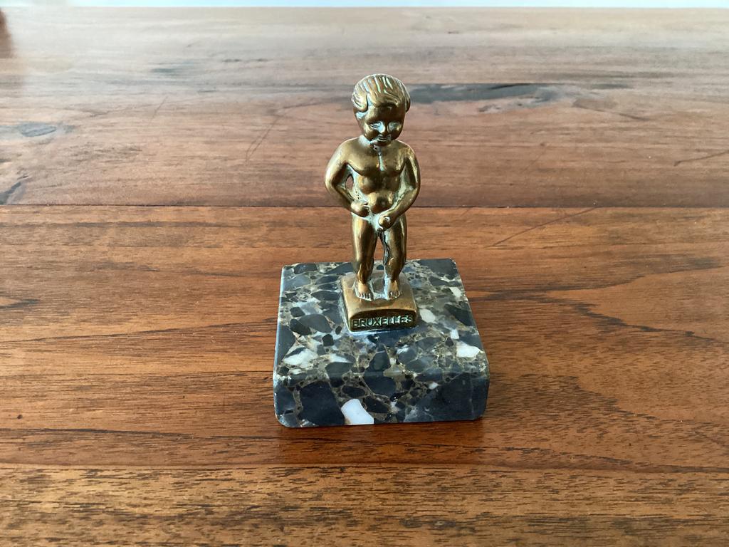 Koper Beeldje van….MANNEKE PIS. Uit Brussel, Antiek en Kunst, Antiek | Koper en Brons, Ophalen of Verzenden, Koper