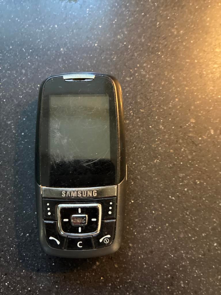 Samsung telefoon - ideaal als eerste telefoon, Gebruikt, Overige modellen, Zwart, Overige systemen