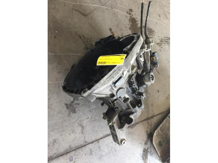 Versnellingsbak van een Alfa Romeo 147, Auto-onderdelen, Ophalen of Verzenden, 3 maanden garantie, Gebruikt, Alfa Romeo