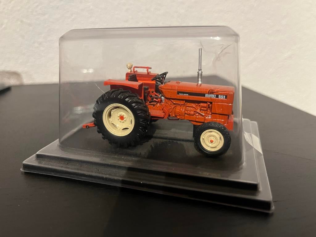 Renault 551 Miniatuur Trekker, Ophalen of Verzenden, Zo goed als nieuw, Auto, Overige merken