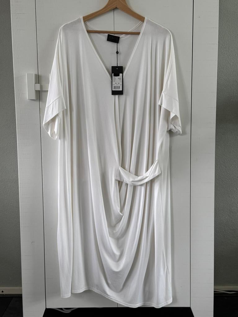 Leuk QNeel tuniek/shirt,  wit mt 50 Nieuw!, Kleding | Dames, Ophalen of Verzenden, Zo goed als nieuw, Wit, Blouse of Tuniek