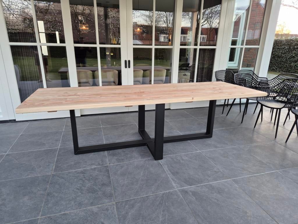 Douglas tuintafel met stalen poten - Nieuw!, Ophalen, Nieuw, Rechthoekig, Hout
