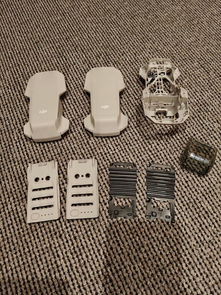 Diverse onderdelen voor een DJI Mini SE drone., Ophalen of Verzenden, Refurbished