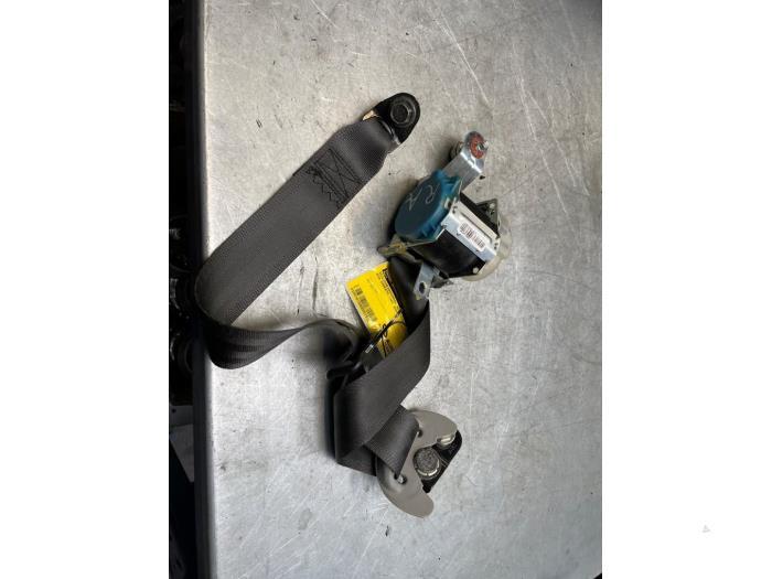 Veiligheidsgordel rechts-achter van een Kia Sorento, -, -, Ophalen of Verzenden, -