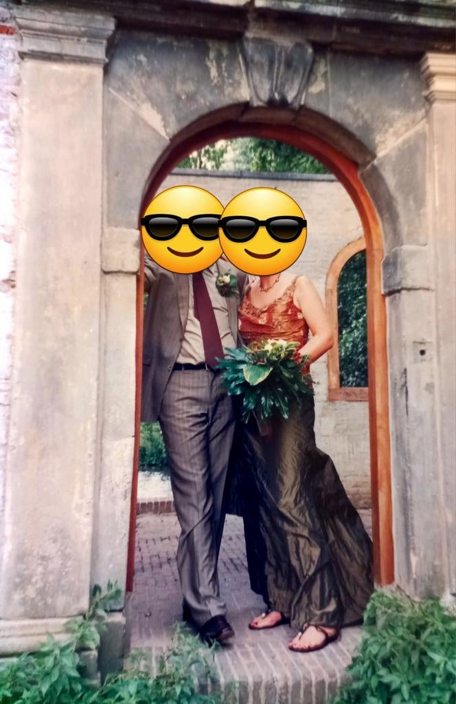 Zijde Trouwjurk maat 40-42, Kleding | Dames, Trouwkleding en Trouwaccessoires, Ophalen of Verzenden, Zo goed als nieuw, Oranje