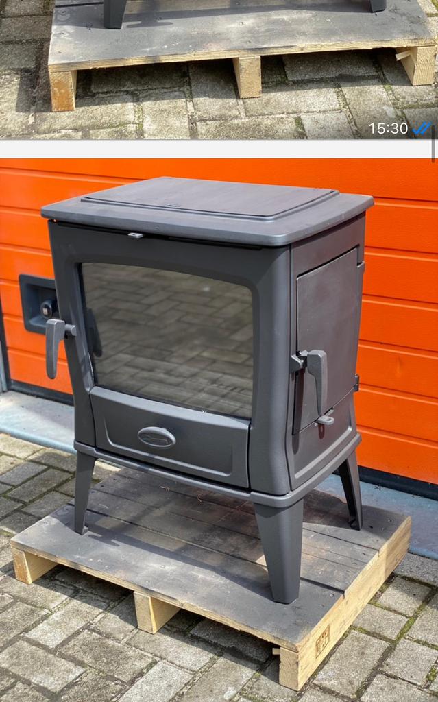 Demo model Dovre tai 45 M ( hout/kolen uitvoering), Huis en Inrichting, Kachels, Ophalen, Houtkachel, Zo goed als nieuw, Vrijstaand