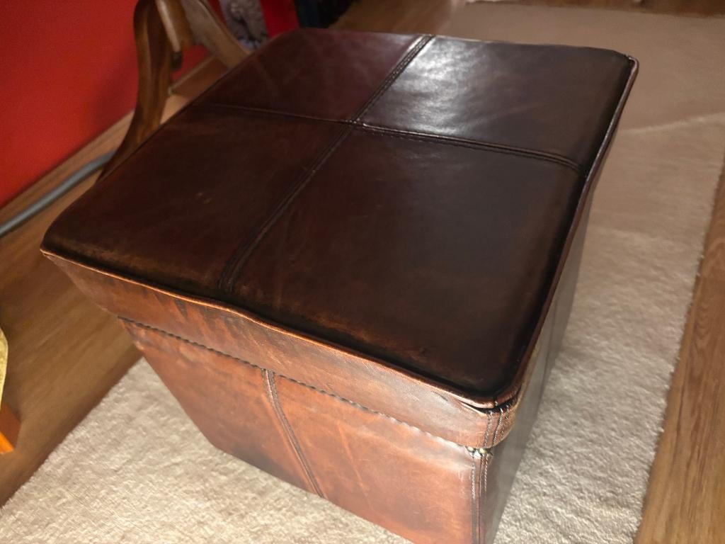 Schapenleren hocker bruin, Ophalen, Minder dan 50 cm, Klassiek, Vierkant