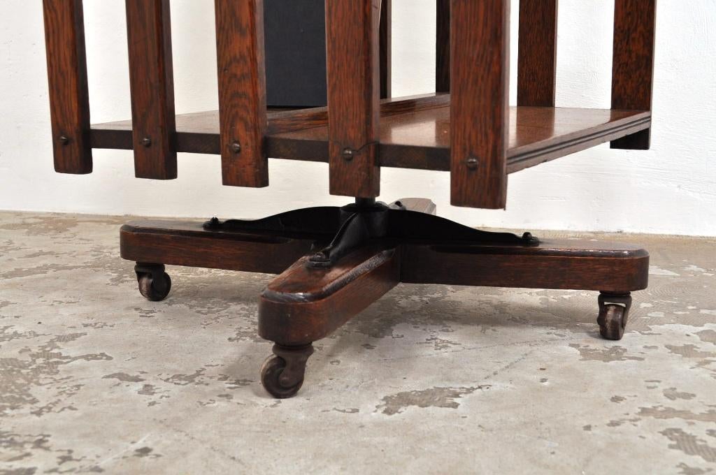 Antieke Engelse eiken boekenmolen boekenkast kast 1880s, Minder dan 50 cm, Gebruikt, Ophalen of Verzenden, Minder dan 100 cm