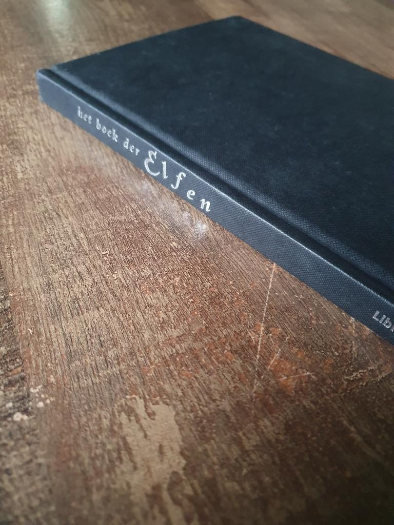 Het Boek der Elfen - Francis Melville, Boeken, Ophalen of Verzenden, Zo goed als nieuw, Francis Melville