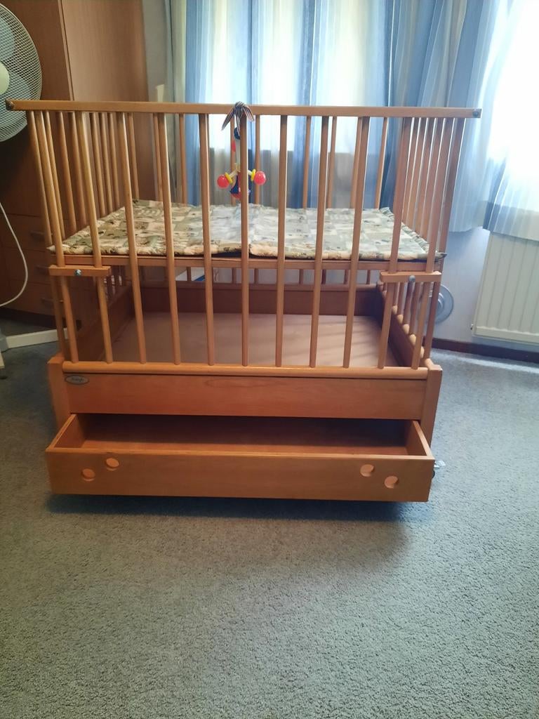 Houten  Kibofa Box met Lade en Wieltjes, Kinderen en Baby's, Ophalen, Gebruikt, Rechthoekig, In hoogte verstelbaar