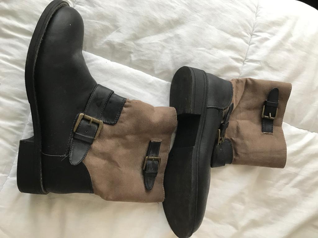 Divided laarzen, Ophalen of Verzenden, Zo goed als nieuw, Zwart, Hoge laarzen