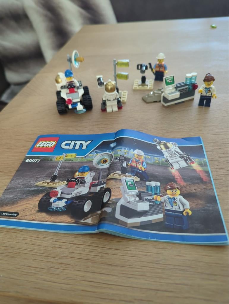 Lego City 60077 Ruimtevoertuig en onderzoeksteam, Ophalen of Verzenden, Zo goed als nieuw, Complete set, Lego