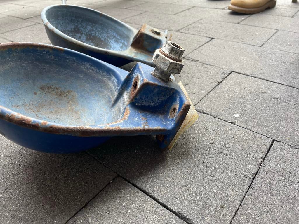 Brocante waterdrinkbakken koeien e.a., Ophalen of Verzenden, Gebruikt