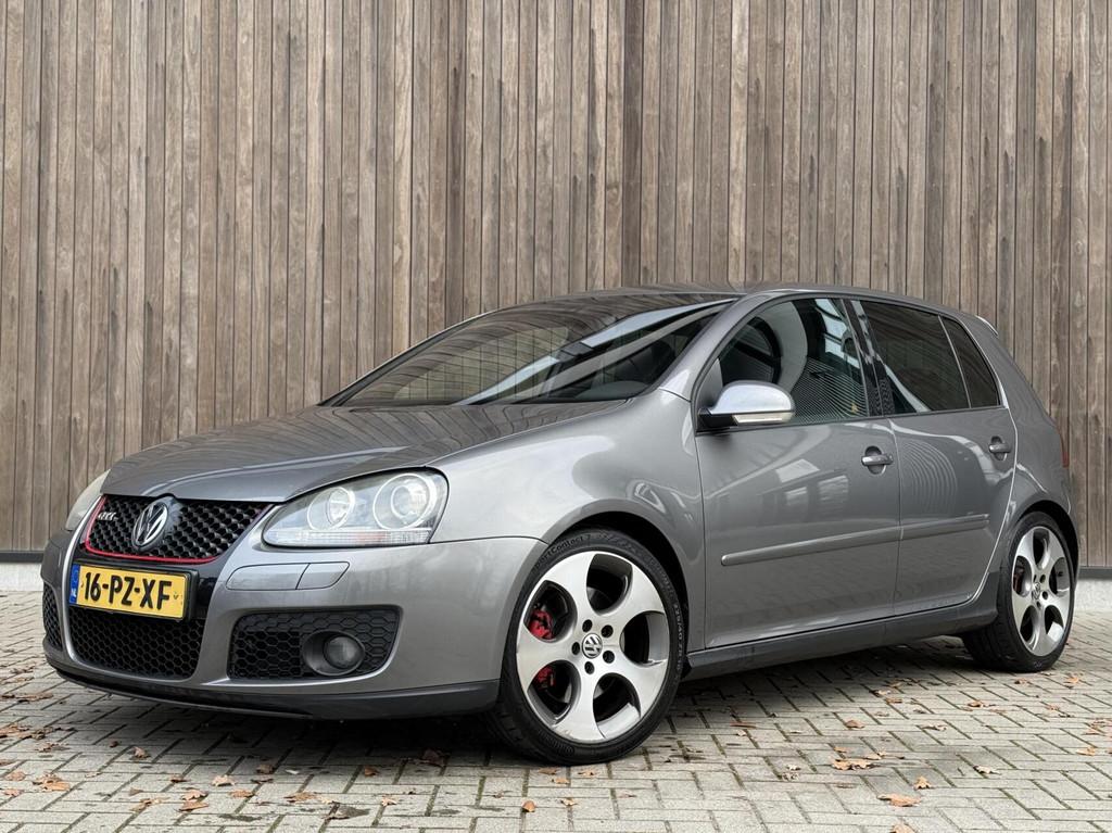 Volkswagen Golf 2.0 TFSI GTI - NL-AUTO | NAP | XENON | LEER, Auto's, Volkswagen, Gebruikt, Zwart, 4 cilinders, 1984 cc