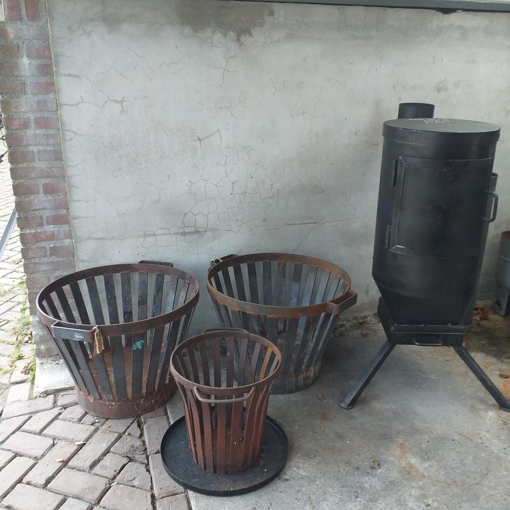 Vuurkorf xxl van dik staal , en werkplaatskachel, Tuin en Terras, Ophalen, Nieuw