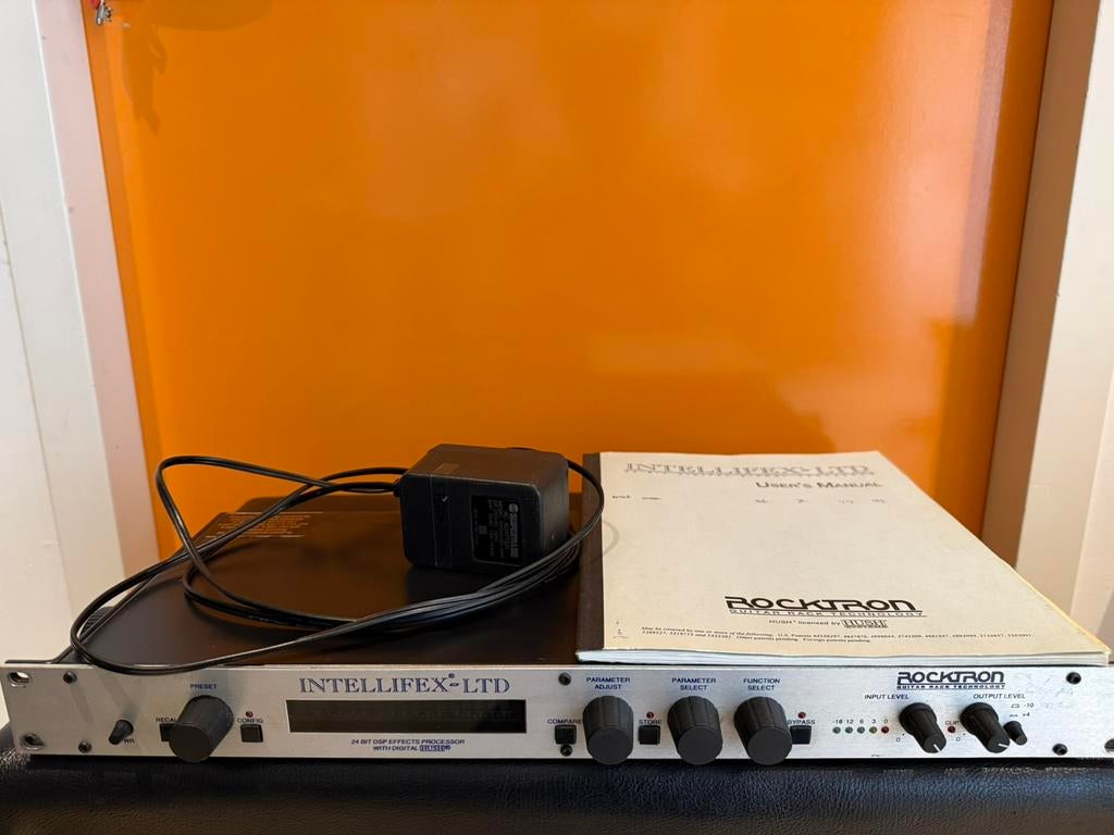 Gitaar effect processor. Intellifix LTD, Muziek en Instrumenten, Effecten, Ophalen, Gebruikt, Multi-effect