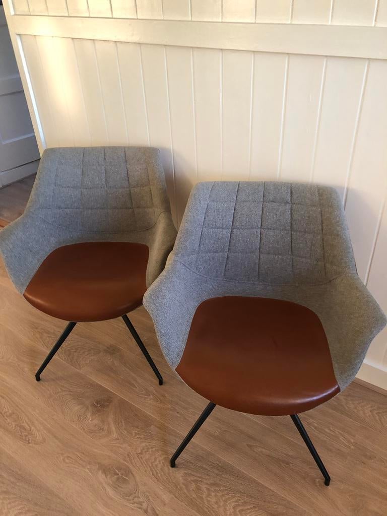 Eetkamerstoelen zuiver doulton 2 stuks, Huis en Inrichting, Stoelen, Ophalen, Zo goed als nieuw, Grijs, Vijf, Zes of meer stoelen