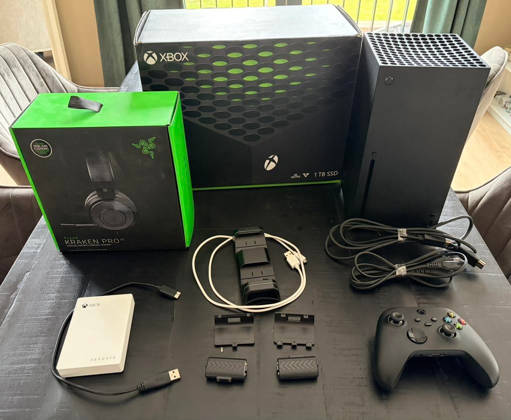 Xbox series X 1TB incl. harde schijf. Zie beschrijving., Ophalen, Zo goed als nieuw