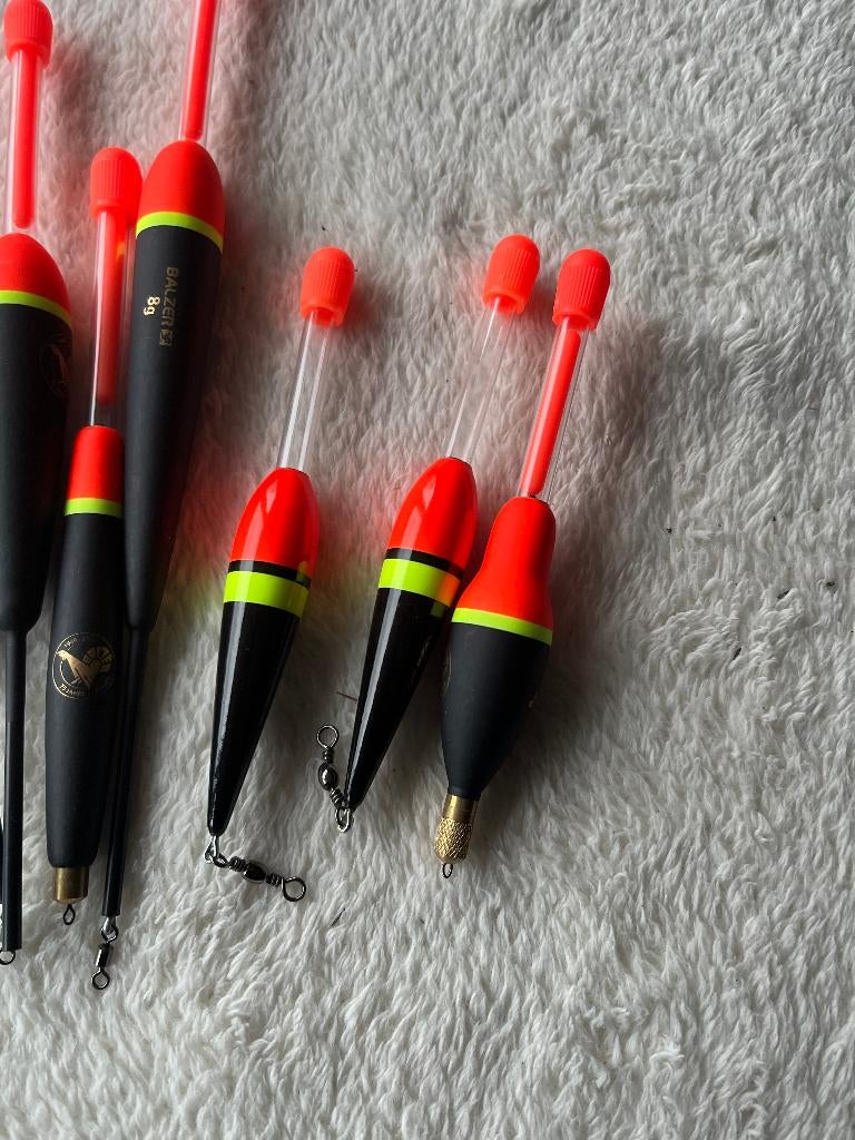 adv 140 / NIEUW mixset 8 dobbers  forel / roofvis, Ophalen of Verzenden, Nieuw, Dobber of Lood