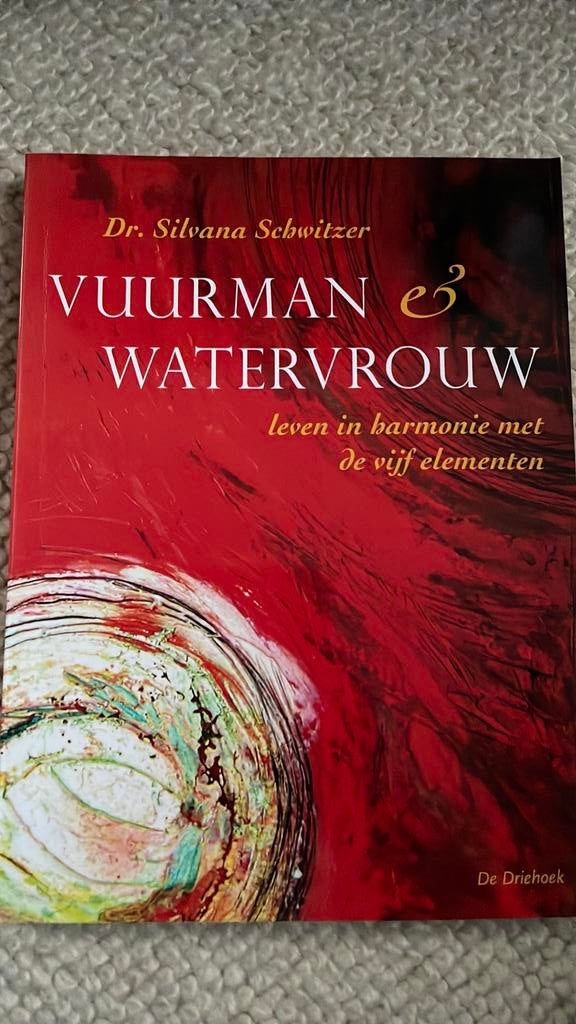 S. Schwitzer - Vuurman en watervrouw, Achtergrond en Informatie, S. Schwitzer, Ophalen of Verzenden, Zo goed als nieuw