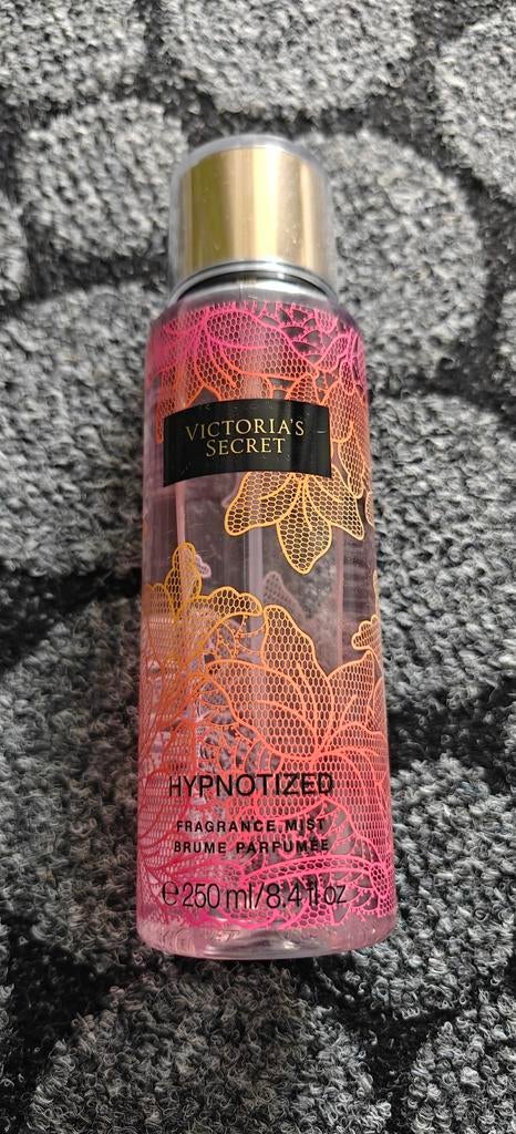 Victoria's Secret Hypnotized Fragrance Mist 250ml, Ophalen of Verzenden, Zo goed als nieuw