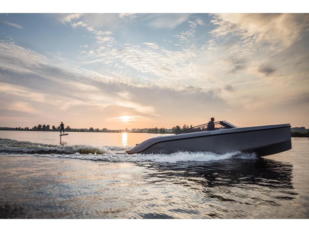 Rand Leisure 28 occ.met groot zonnedek, Gebruikt, Binnenboordmotor, 6 meter of meer, 200 pk of meer