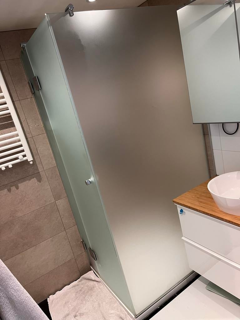 Douchecabine van melkglas gelaagd/gehard veiligheidsglas, Doe-het-zelf en Verbouw, Sanitair, Ophalen, Gebruikt, Glas, Douche