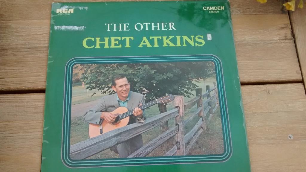 LP - The other Chet Atkins, Ophalen of Verzenden, Zo goed als nieuw, 12 inch
