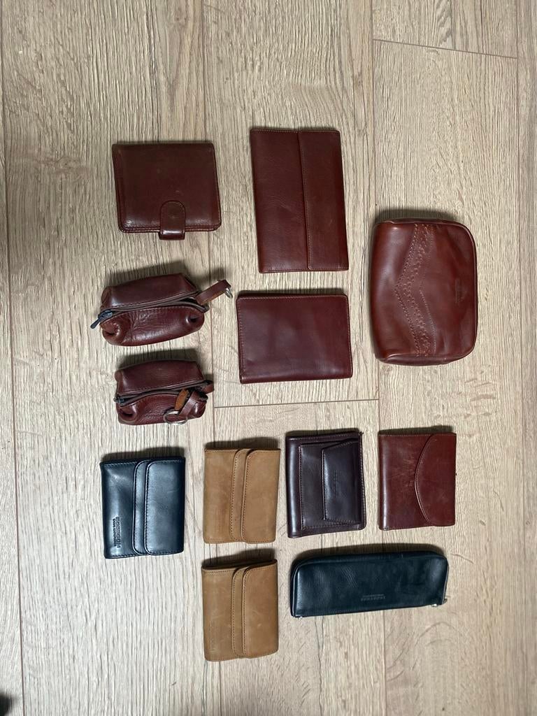 Partij van 11 leren portemonnees en etuis, Overige merken, Bruin, Nieuw, Ophalen of Verzenden
