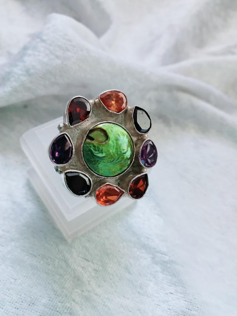 Prachtige Aparte Zilveren Ring met Amethisten en Granaten, Sieraden, Tassen en Uiterlijk, Antieke sieraden, Verzenden, Zilver