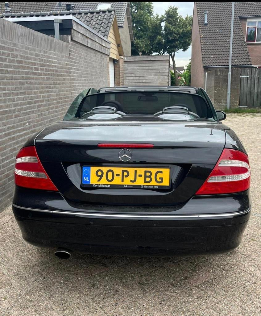 Mercedes-Benz CLK 1.8 Clk200 Kompr Cabriolet AUT 2004 Zwart, Auto's, Automaat, Achterwielaandrijving, Zwart, 4 cilinders