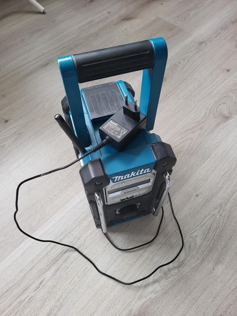 Makita bouwradio DMR112, Verzenden, Bouwradio