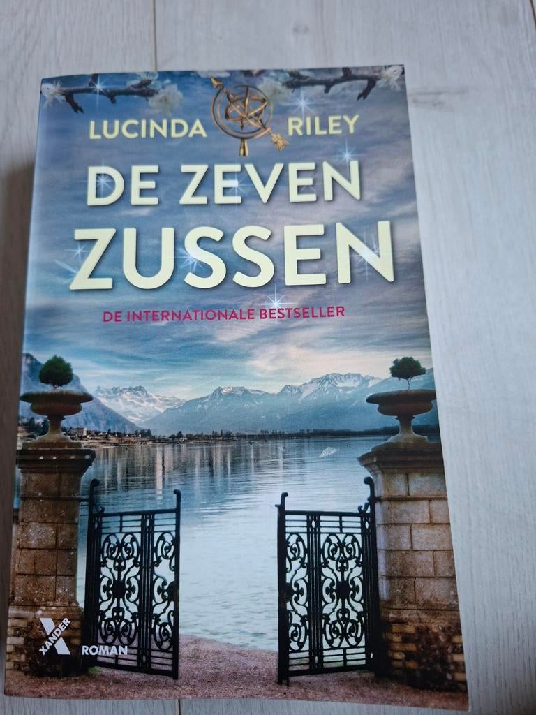 Boek De Zeven Zussen, Boeken, Ophalen, Zo goed als nieuw