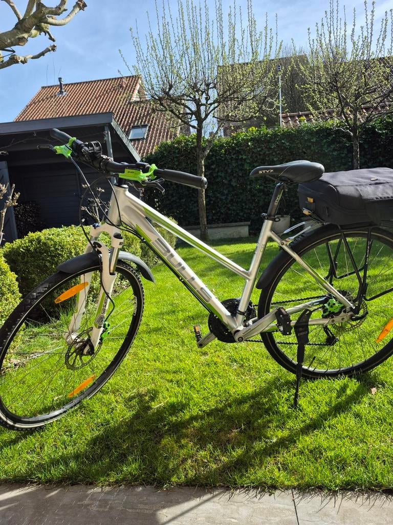 Bulls Cross Swing Disc trekking bike  + TOPEAK rack & bag, 28 inch, Gebruikt, 47 tot 50 cm, Meer dan 20 versnellingen