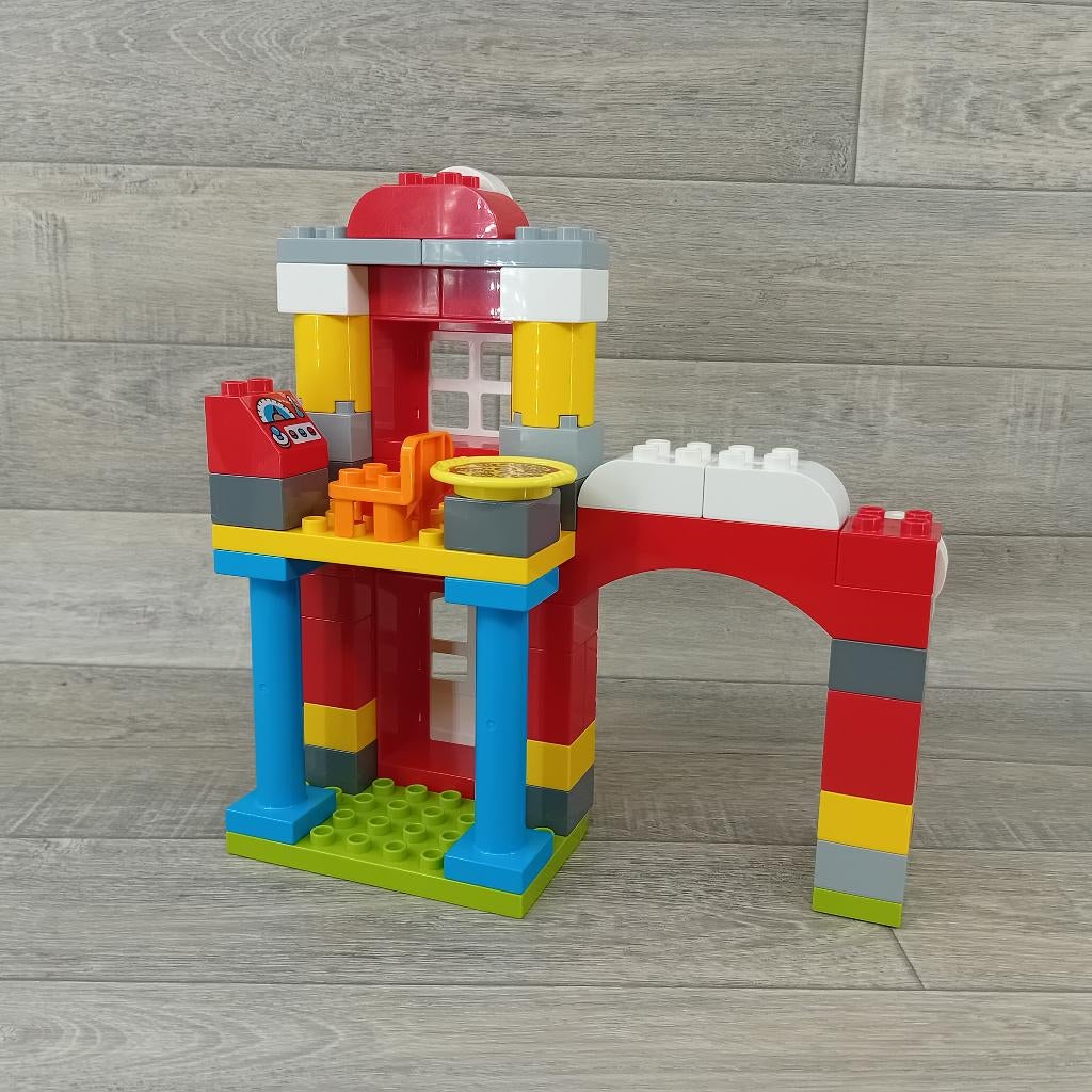 duplo brandweerkazerne / brandweer, Kinderen en Baby's, Speelgoed | Duplo en Lego, Aastvej 1 – 7190 Billund  - Denemarken, Product.compliance@LEGO.com